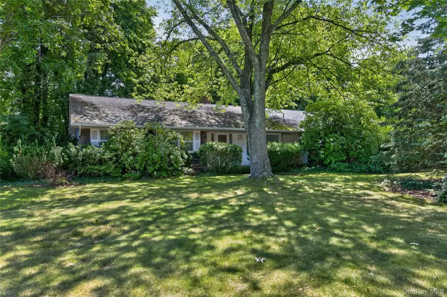 22 S Lot Road, Smithtown, NY 11787 - #3