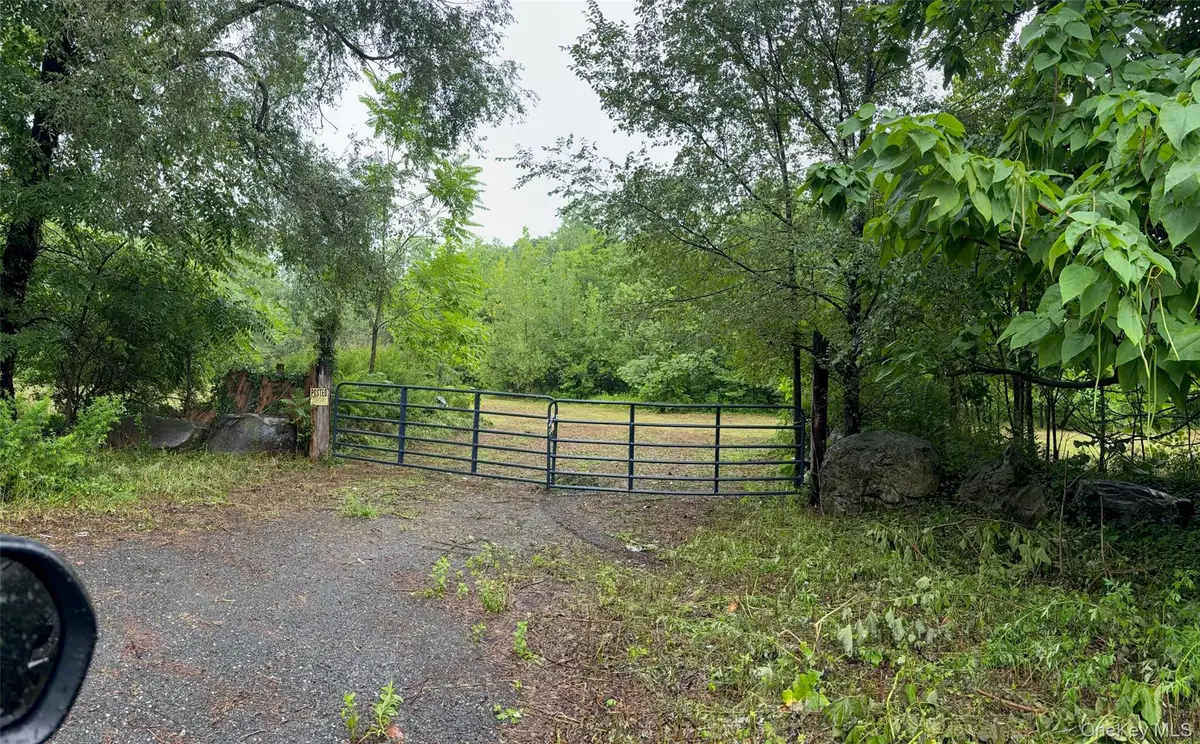Plank, Newburgh, NY 12550 - #1