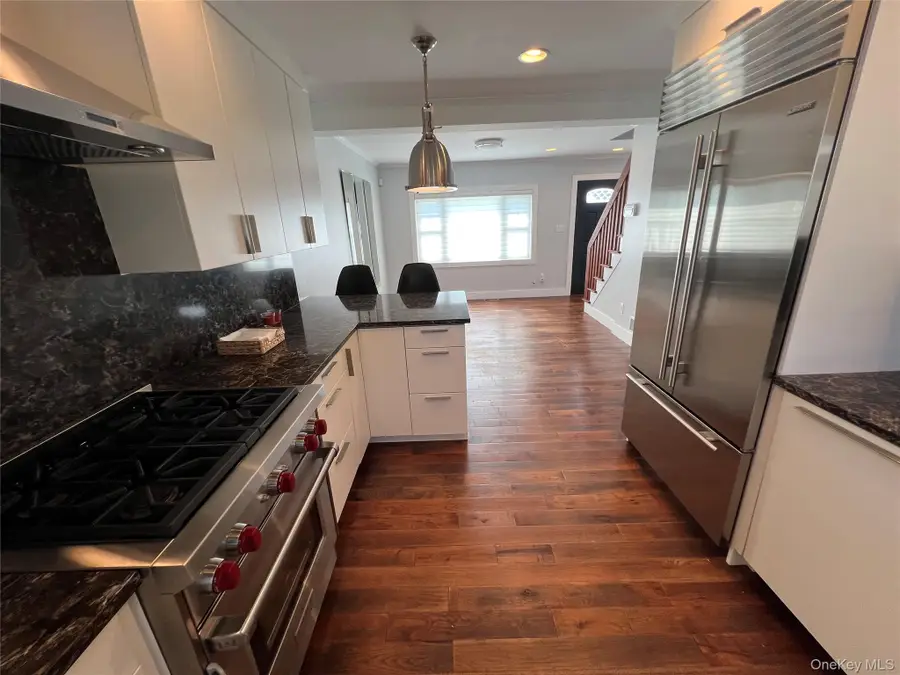 43 Crescent Street, Hicksville, NY 11801 - #3