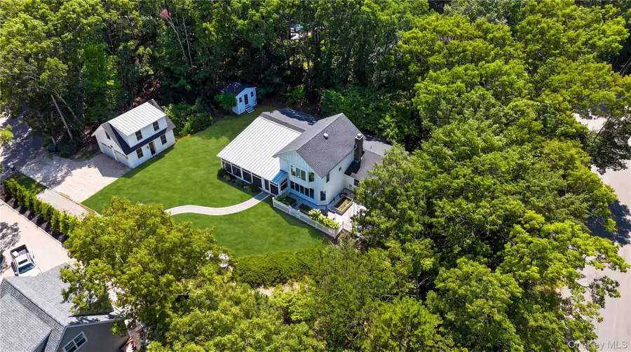 36 Breezy Drive, Sag Harbor, NY 11963 - #2