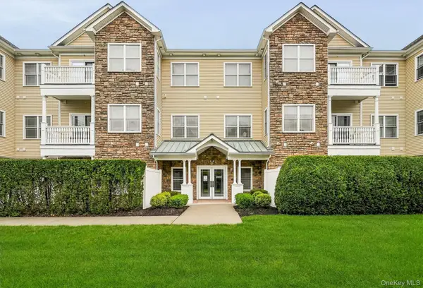1309 Views Way, Pomona, NY 10970