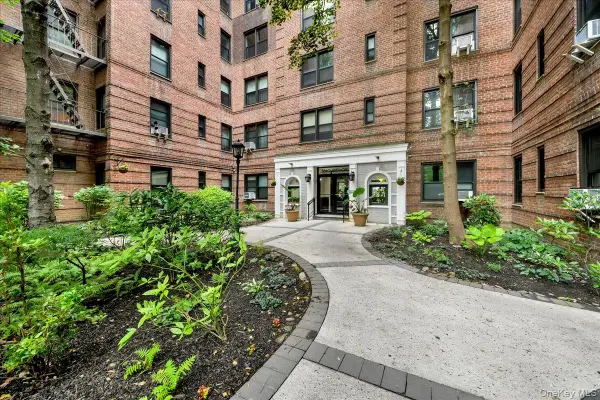 3840 Greystone Avenue #3A, Bronx, NY 10463