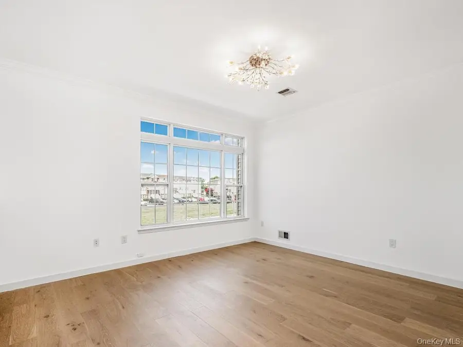 150 Surf Drive #482, Bronx, NY 10473 - #3