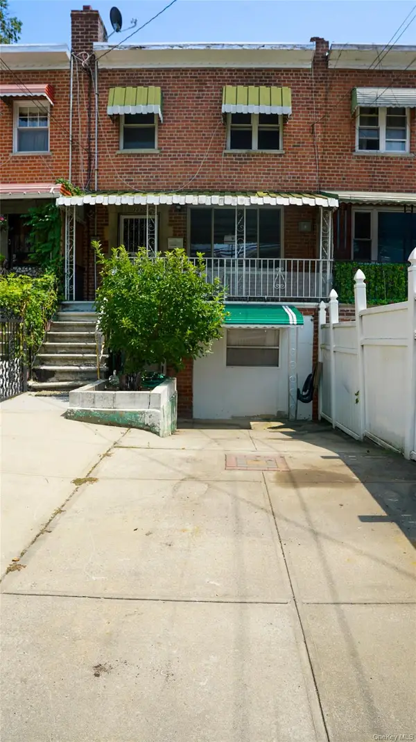 3830 Barnes Avenue, Bronx, NY 10467