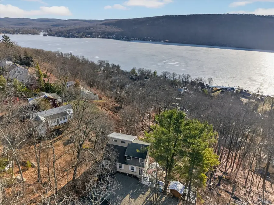 173 Brook Trail, Greenwood Lake, NY 10925 - #2