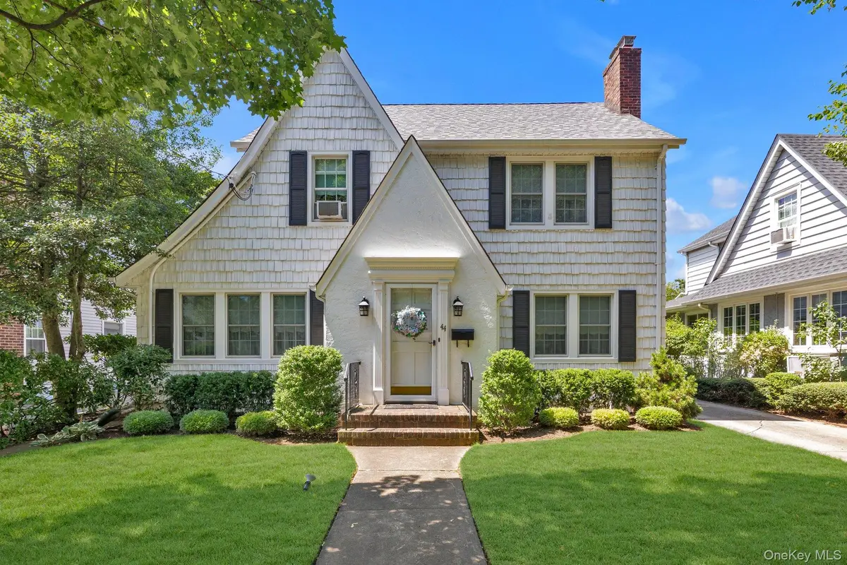 44 Fern Street, Floral Park, NY 11001 - #1