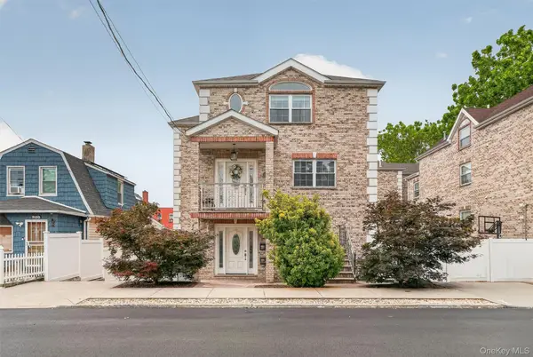 3144 Baisley Avenue, Bronx, NY 10465