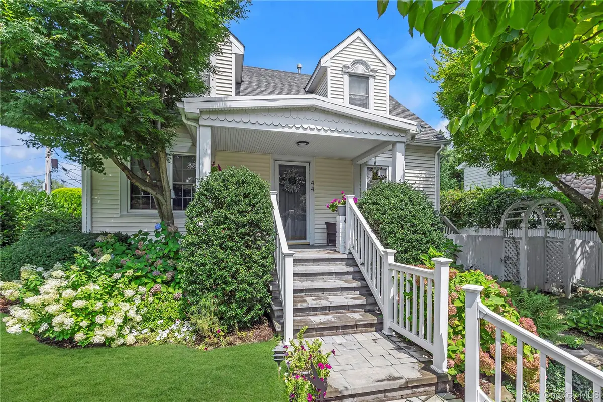44 Cedar Valley Lane, Huntington, NY 11743 - #1