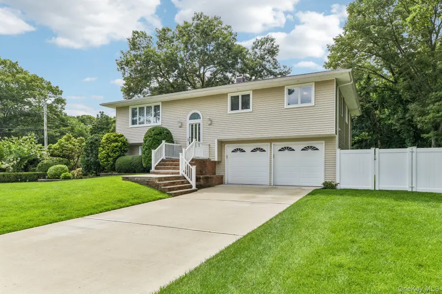 48 Junard Boulevard, Port Jefferson Station, NY 11776 - #2