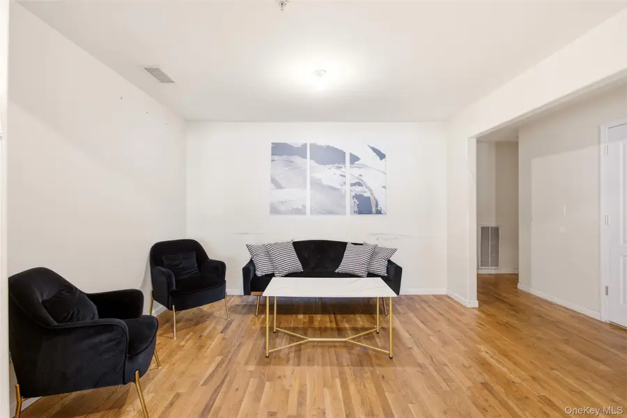 16 Elm Street #301, Spring Valley, NY 10977 - #3