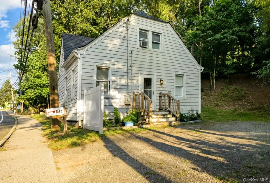 864 Fort Salonga Road, Northport, NY 11768 - #3