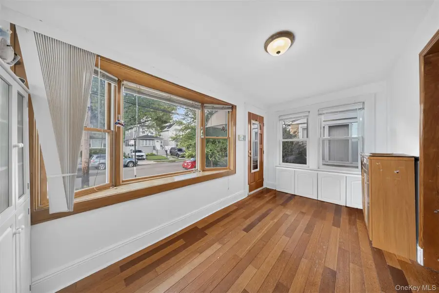 7129 Manse Street, Forest Hills, NY 11375 - #3
