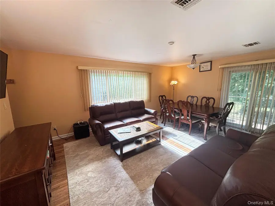 23 Klint Court, Nanuet, NY 10954 - #3