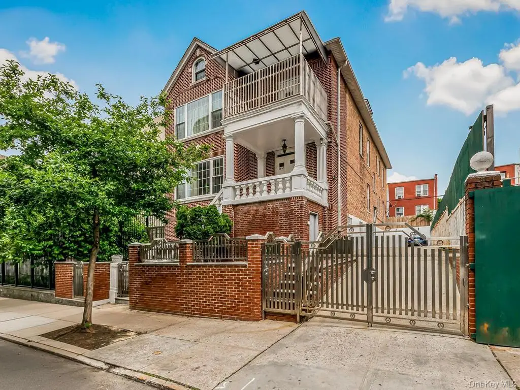 1858 Phelan Place, Bronx, NY 10453 - #1