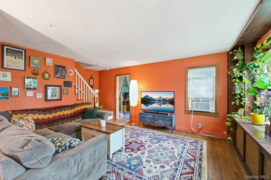 210 Greenlawn Terrace, Copiague, NY 11726 - #3