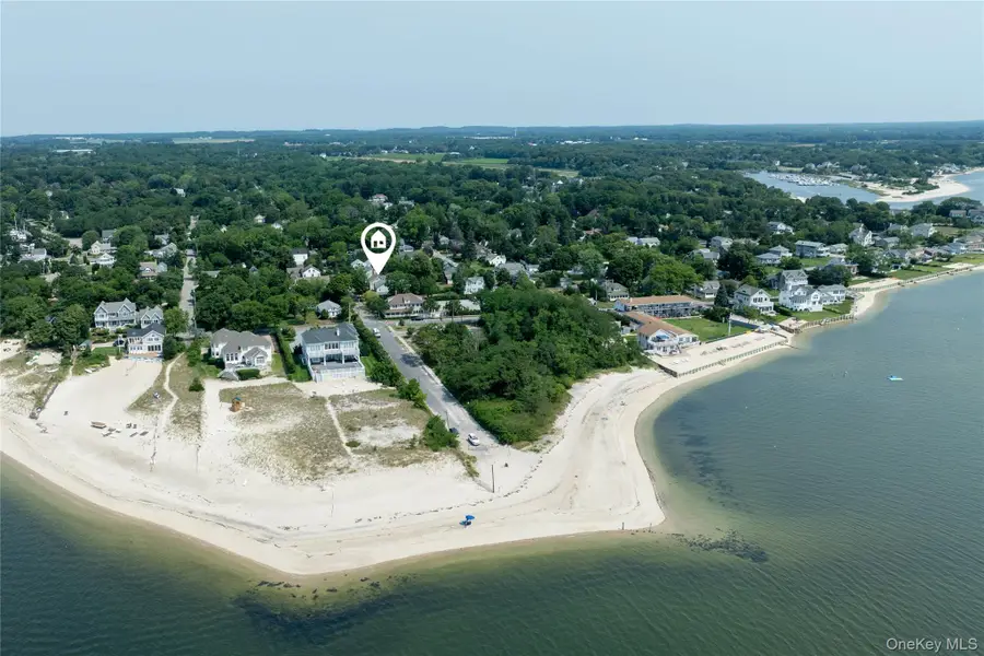 64 S Jamesport Avenue, South Jamesport, NY 11970 - #2