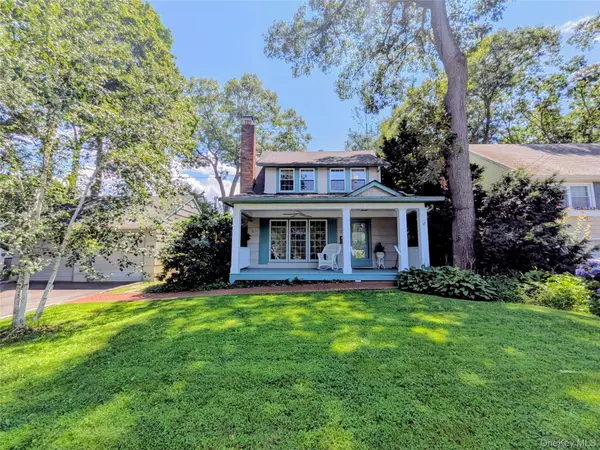 84 Oak Street, Northport, NY 11768
