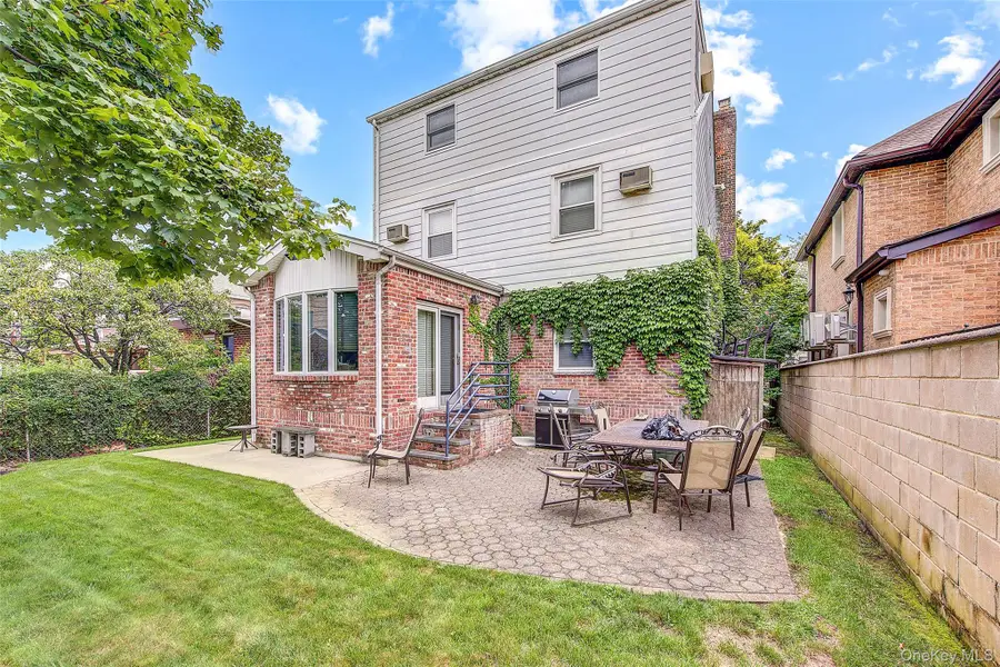 75-12 174th Street, Fresh Meadows, NY 11366 - #3