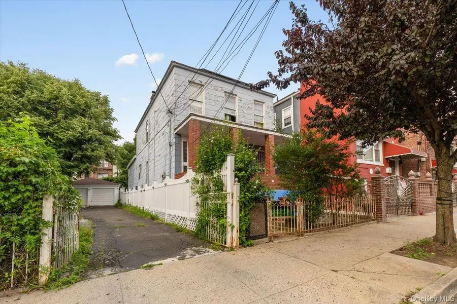 849 E 219th Street, Bronx, NY 10467 - #2