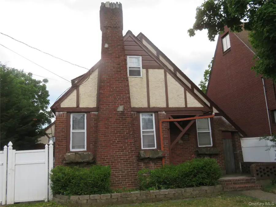 740 Wesley Street, Baldwin, NY 11510 - #2