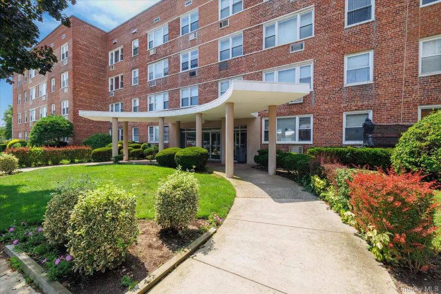 100 S Ocean Avenue #4U, Freeport, NY 11520 - #2