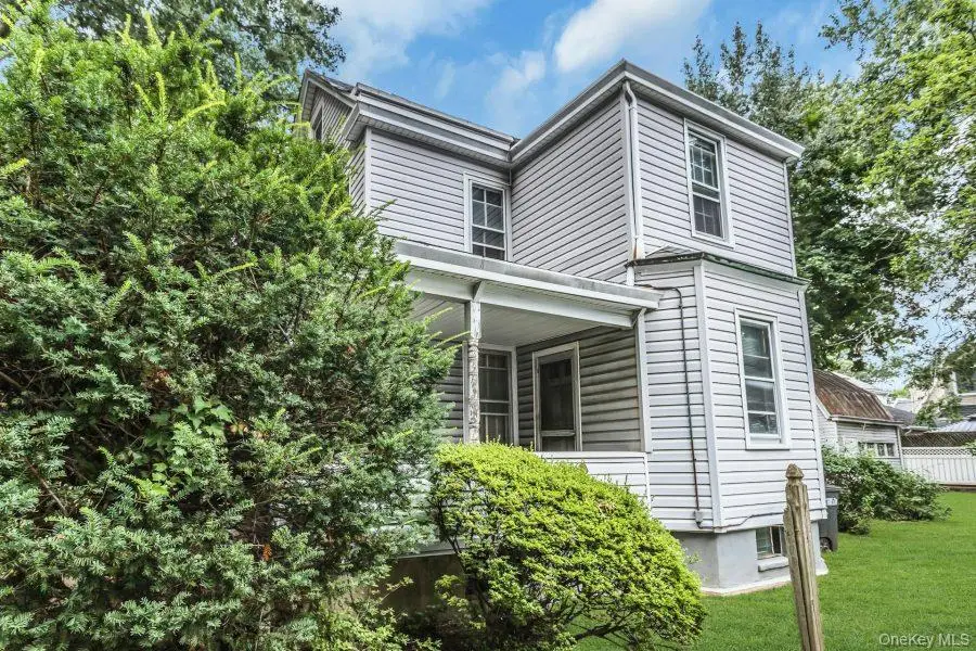 101 Emerson Avenue, Floral Park, NY 11001 - #2