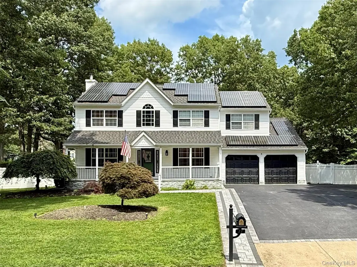 11 Oliver Street, Port Jefferson Station, NY 11776 - #1