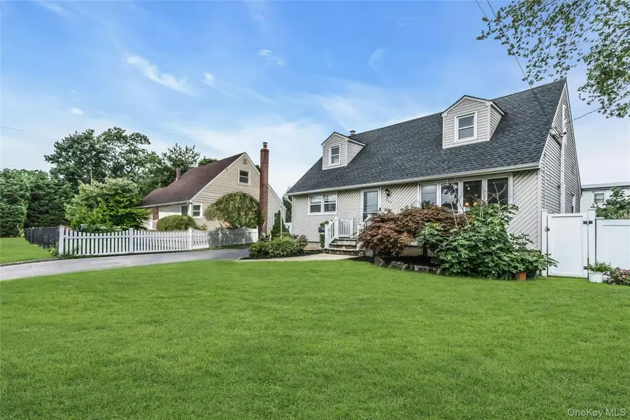 195 Nims Avenue, West Babylon, NY 11704 - #3