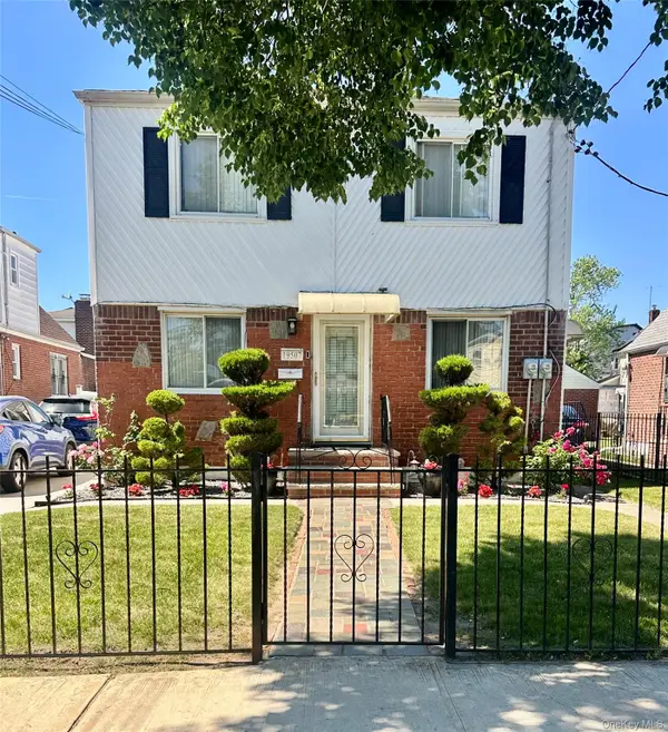 195-07 120th Avenue, Saint Albans, NY 11412