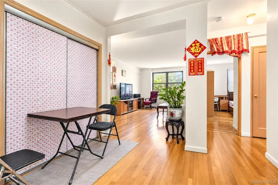 25-34 Union Street #2F, Flushing, NY 11354 - #3