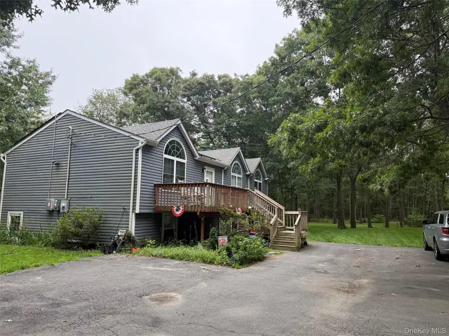 224C Country Road, Medford, NY 11763 - #2