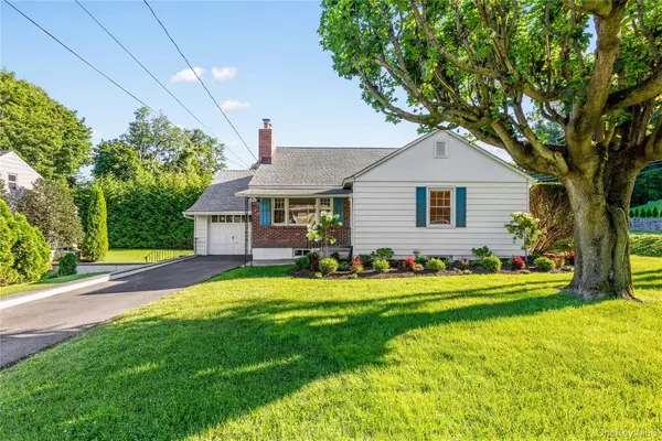 2 Argyle Road, Rye Brook, NY 10573
