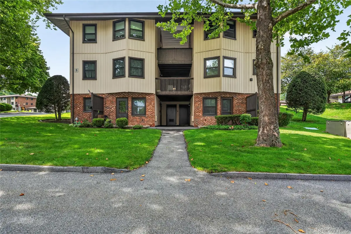 3 Hampton Court #B, Yorktown Heights, NY 10598 - #1