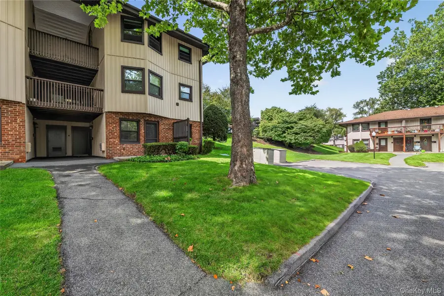 3 Hampton Court #B, Yorktown Heights, NY 10598 - #2