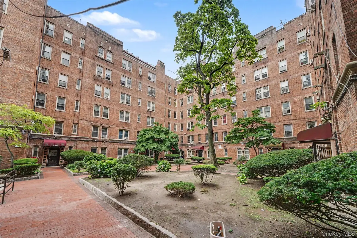 940 Grand Concourse #2J, Bronx, NY 10451 - #1