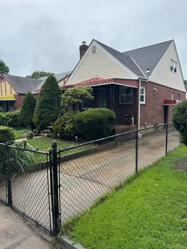13176 233rd Street, Rosedale, NY 11422