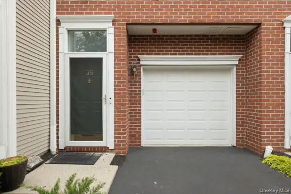 35 Meadow Lane #35-Building 8F, Nanuet, NY 10954 - #2