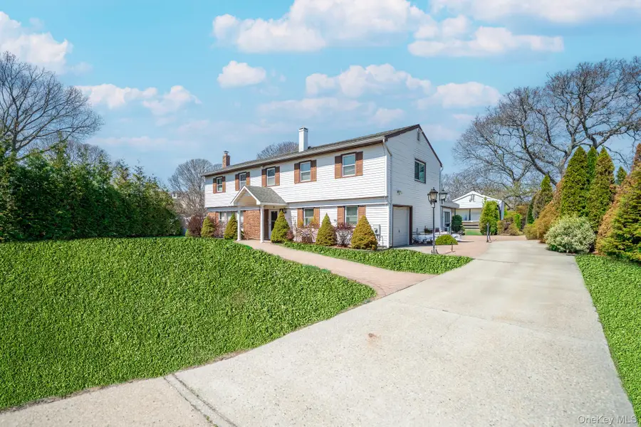 9 Michael Court, Centereach, NY 11720 - #2