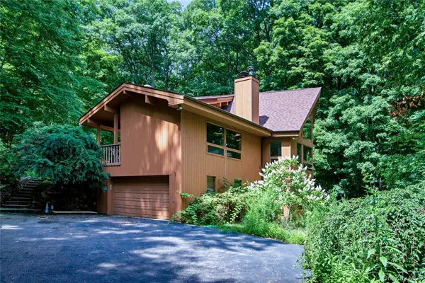 69 Canopus Hill Road, Putnam Valley, NY 10579