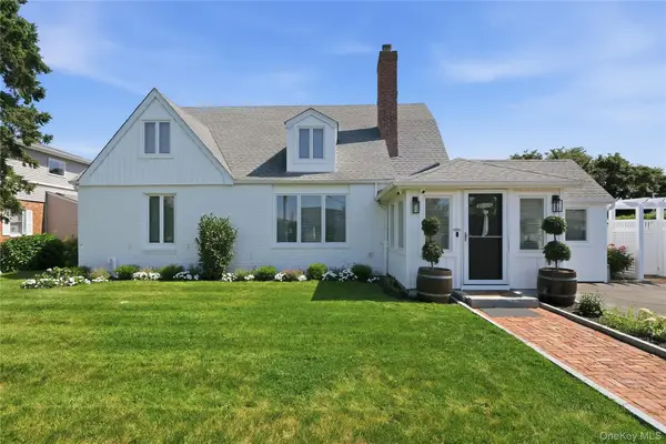 57 Girard Avenue, Bay Shore, NY 11706