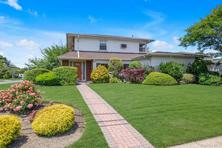 430 Violet Street, Massapequa Park, NY 11762 - #2