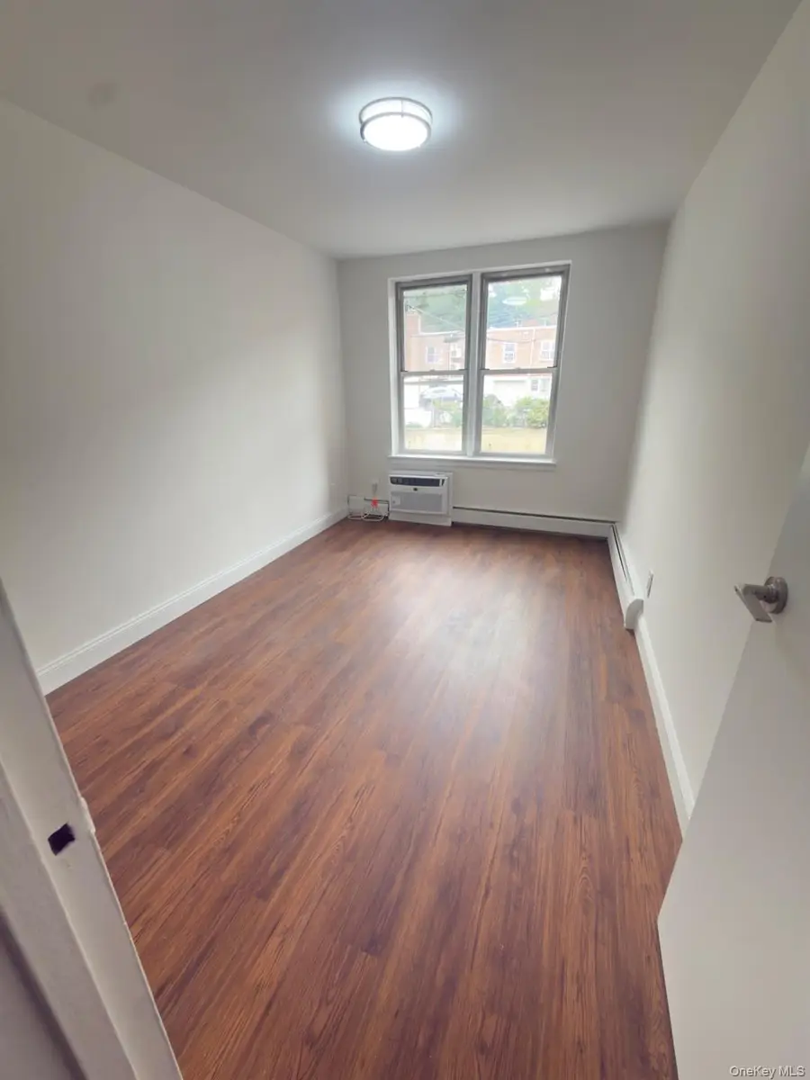 134-05 Dahlia Avenue #1Fl, Flushing, NY 11355 - #2