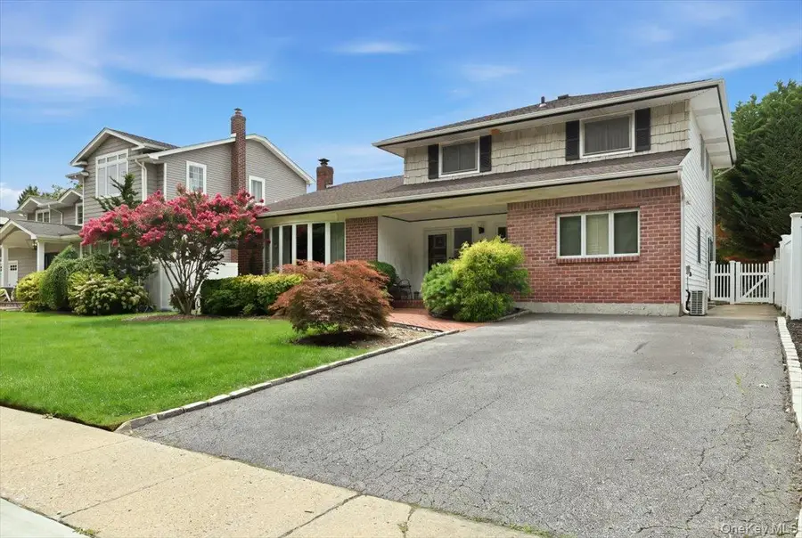 3345 Beltagh Avenue, Wantagh, NY 11793 - #3