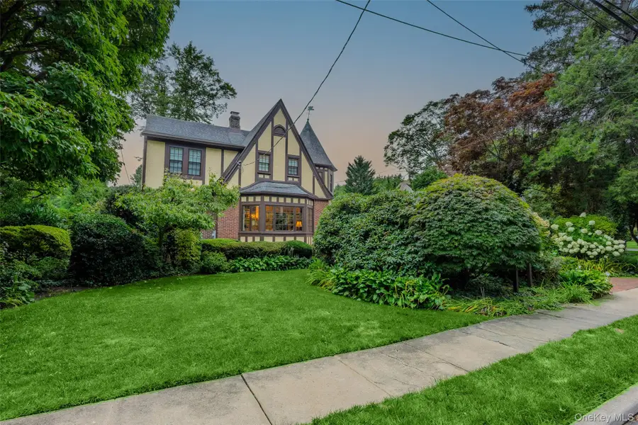 3602 Island Road, Wantagh, NY 11793 - #2