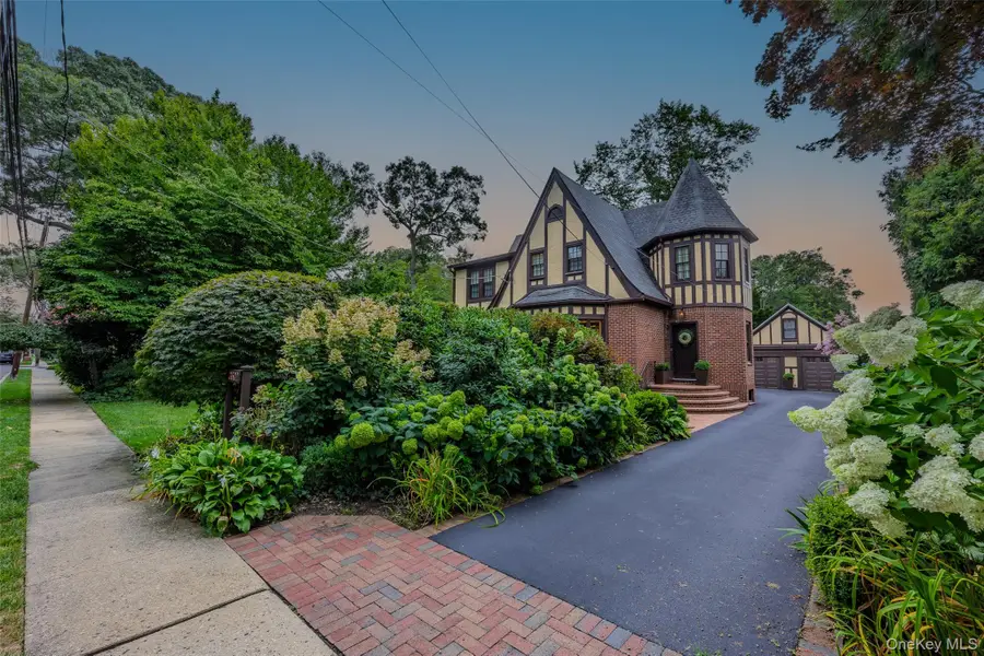 3602 Island Road, Wantagh, NY 11793 - #3