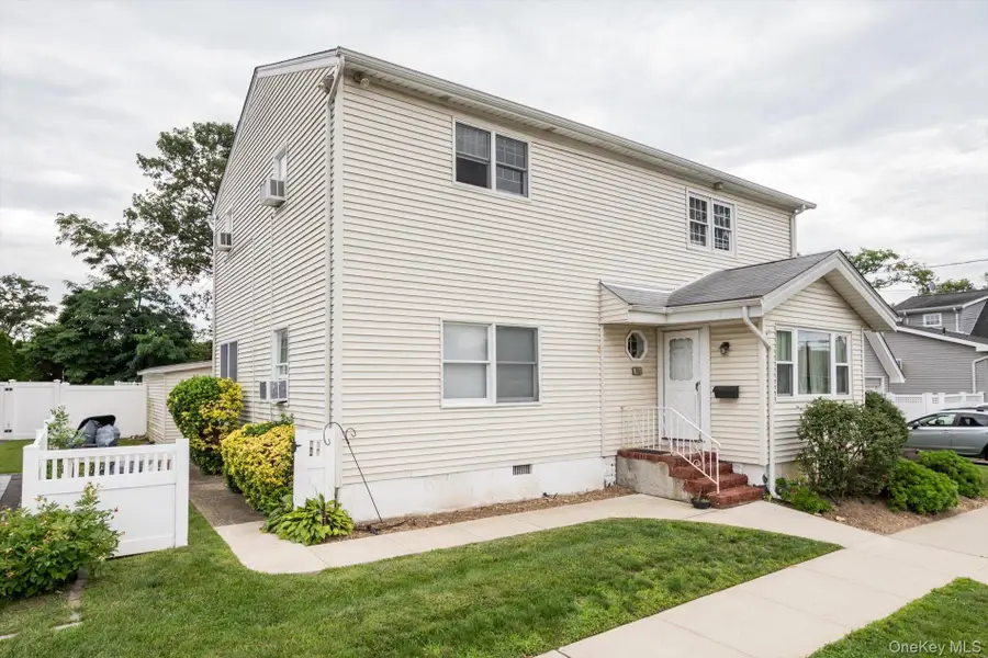 1135 Ruth Place, North Bellmore, NY 11710 - #3