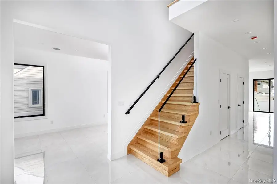 544 Arlington Road, Cedarhurst, NY 11516 - #3