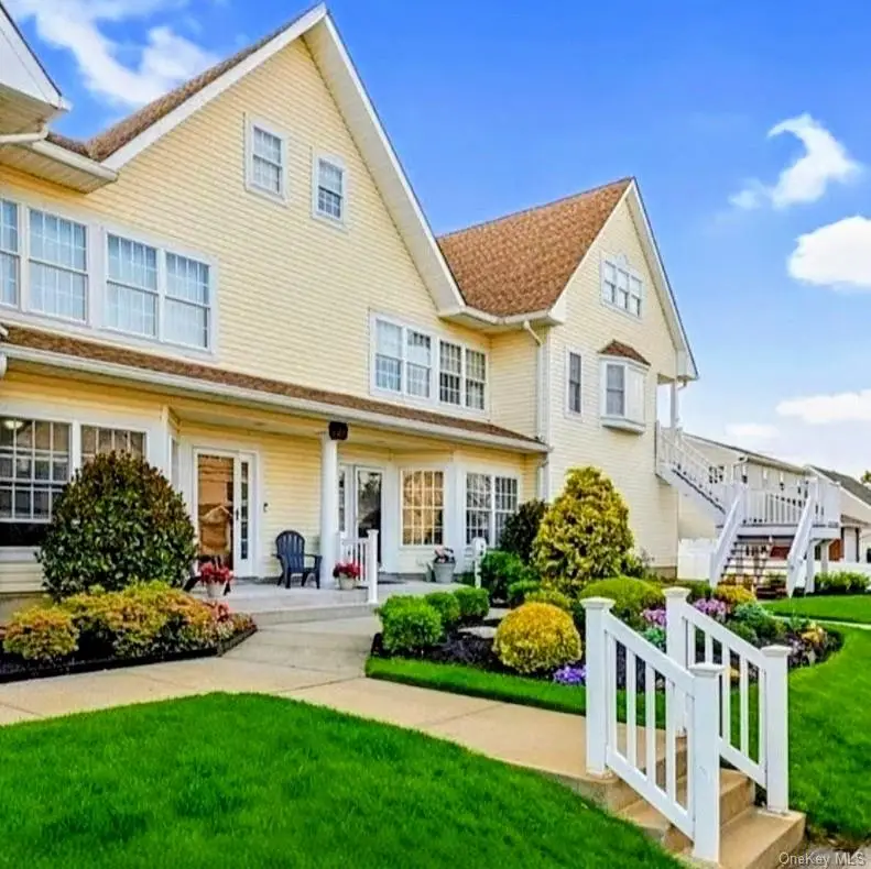 226 Westside Avenue #B, Freeport, NY 11520 - #3