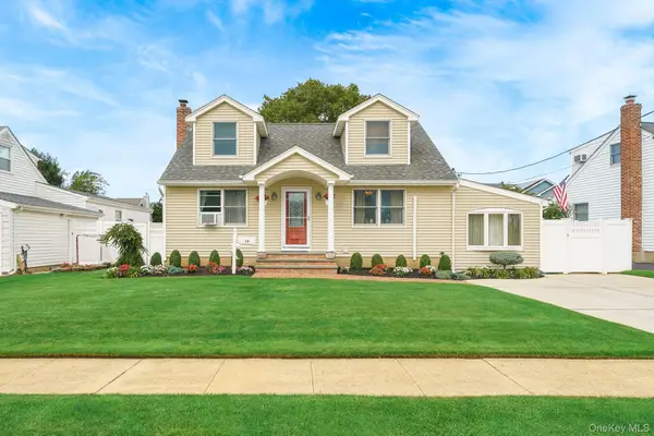 16 Kensington Avenue, Massapequa, NY 11758