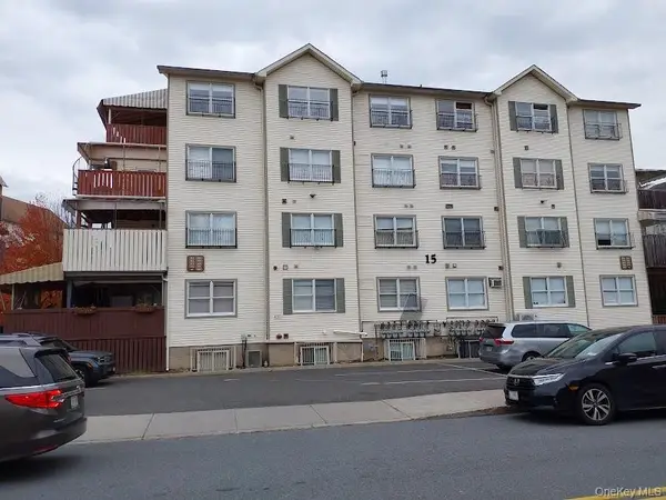 15 Prag Boulevard #411, Monroe, NY 10950